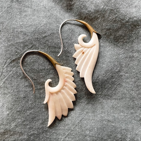 Vintage Carved Bone Earrings - Picture 3 of 5